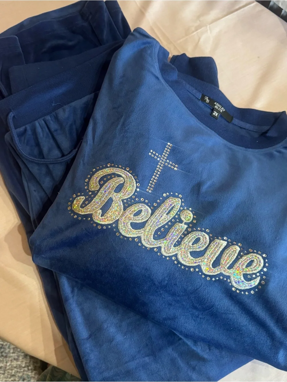 Ashley Blue velour Blue 'Believe' Embellished Lounge Set. Size 2x.